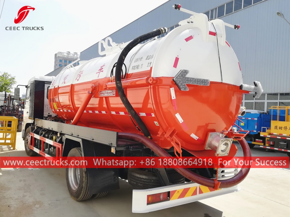 Truk Pengisap Limbah 11.000 Liter DONGFENG