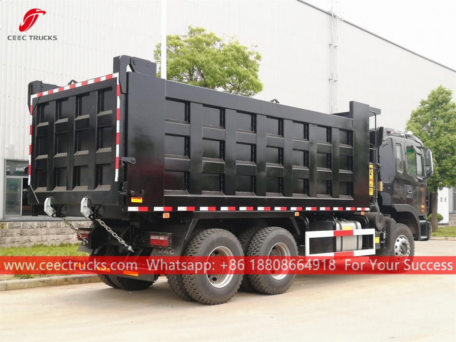 Truk Tipper JAC 6x4