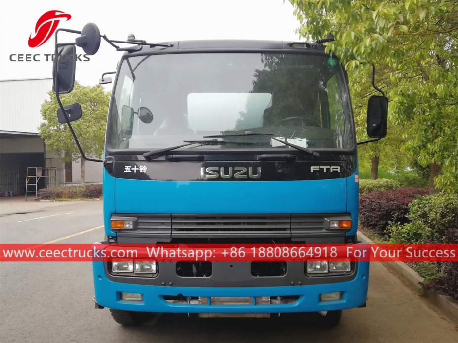 Truk Pengangkut Bahan Bakar ISUZU 16CBM