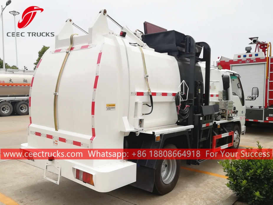 Truk Pengumpul Sampah Dapur 6.000L ISUZU