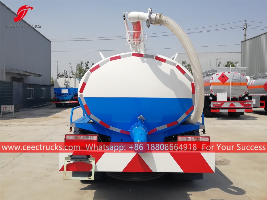 Truk Pengisap Septik 4.500 Liter DongFeng