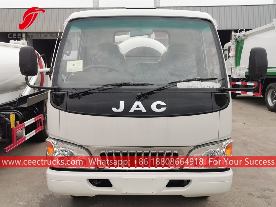 Truk Penghisap Limbah 3.000 Liter JAC