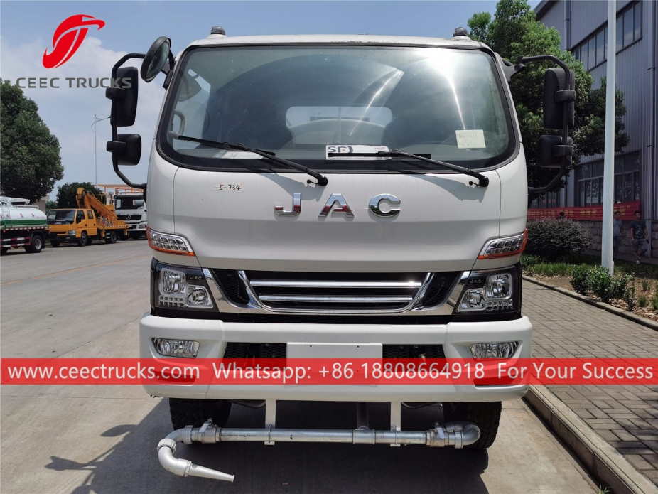 Truk Penyemprotan Air 5CBM JAC