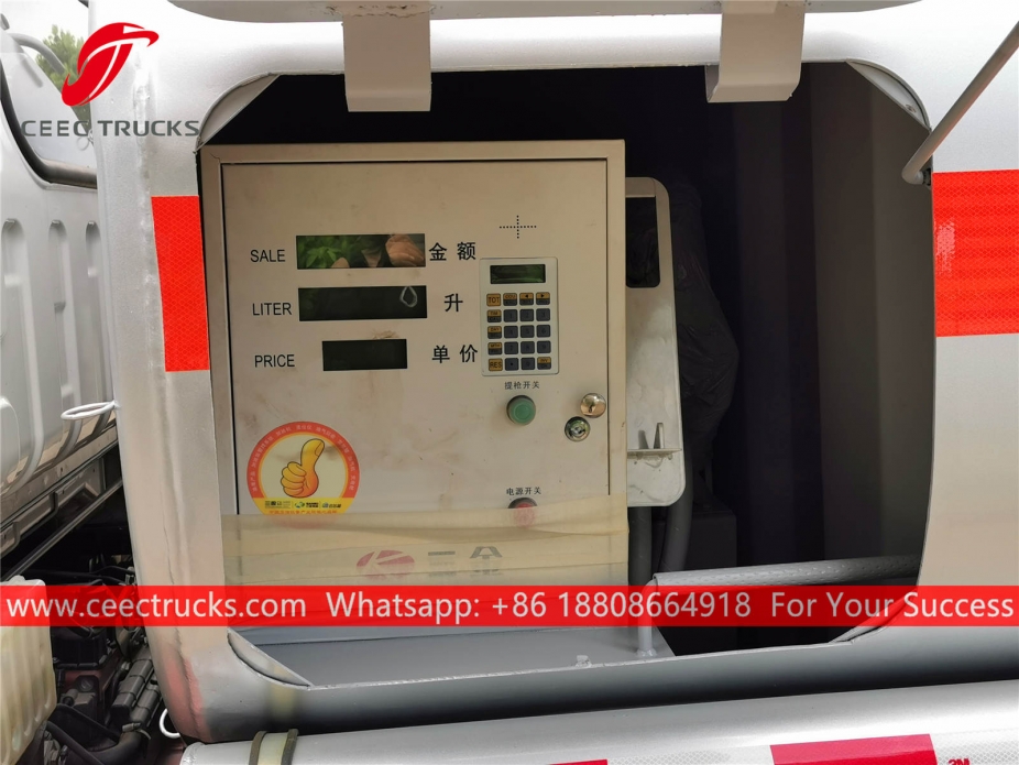 Truk Tangki Bahan Bakar FOTON 8CBM