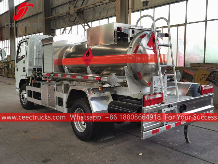 Truk bowser bahan bakar 2CBM Dongfeng