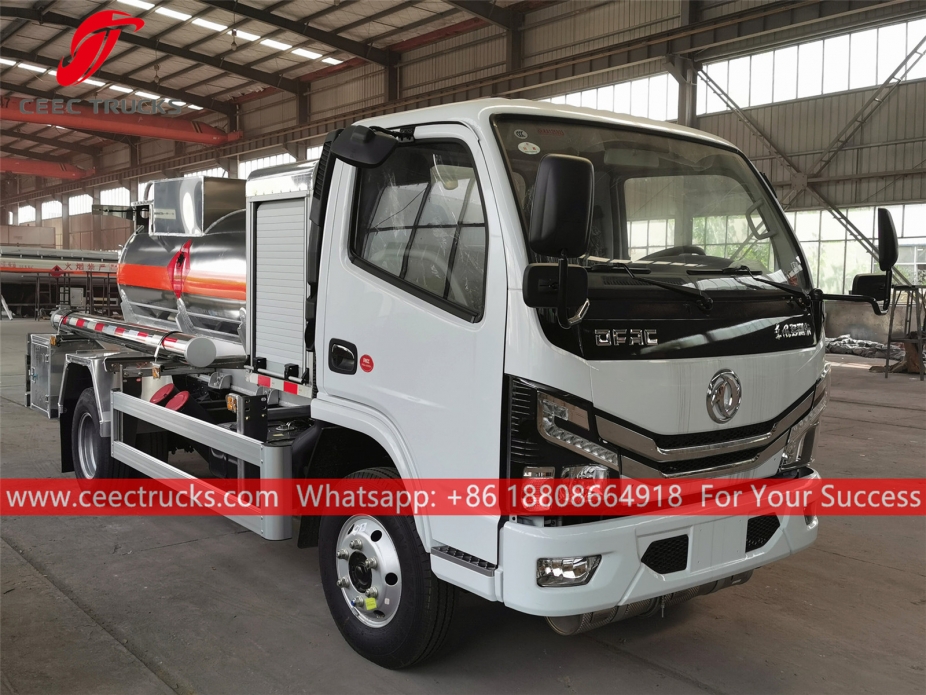 Truk bowser bahan bakar 2CBM Dongfeng