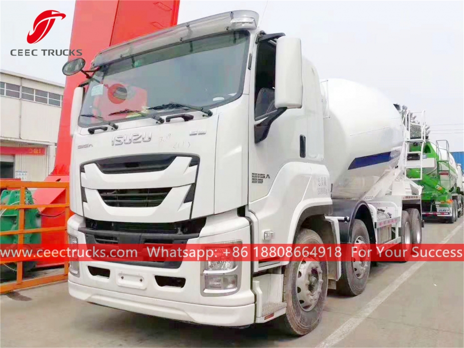 Truk pengaduk ISUZU GIGA