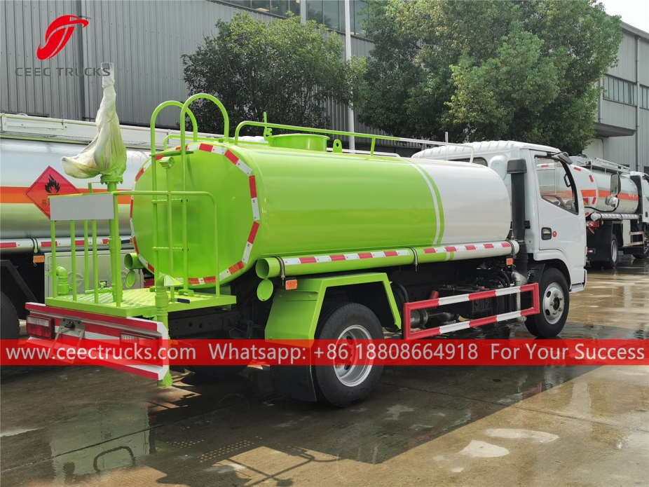 Truk tangki air Dongfeng 5CBM