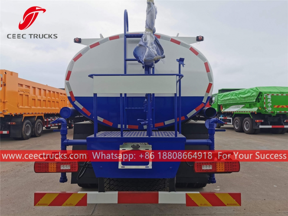 Truk tangki air 18CBM RHD DAYUN