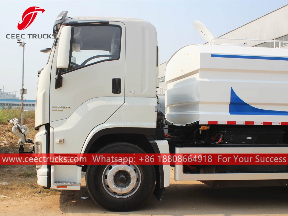 Truk Semprotan Air Anti Debu ISUZU GIGA 16CBM