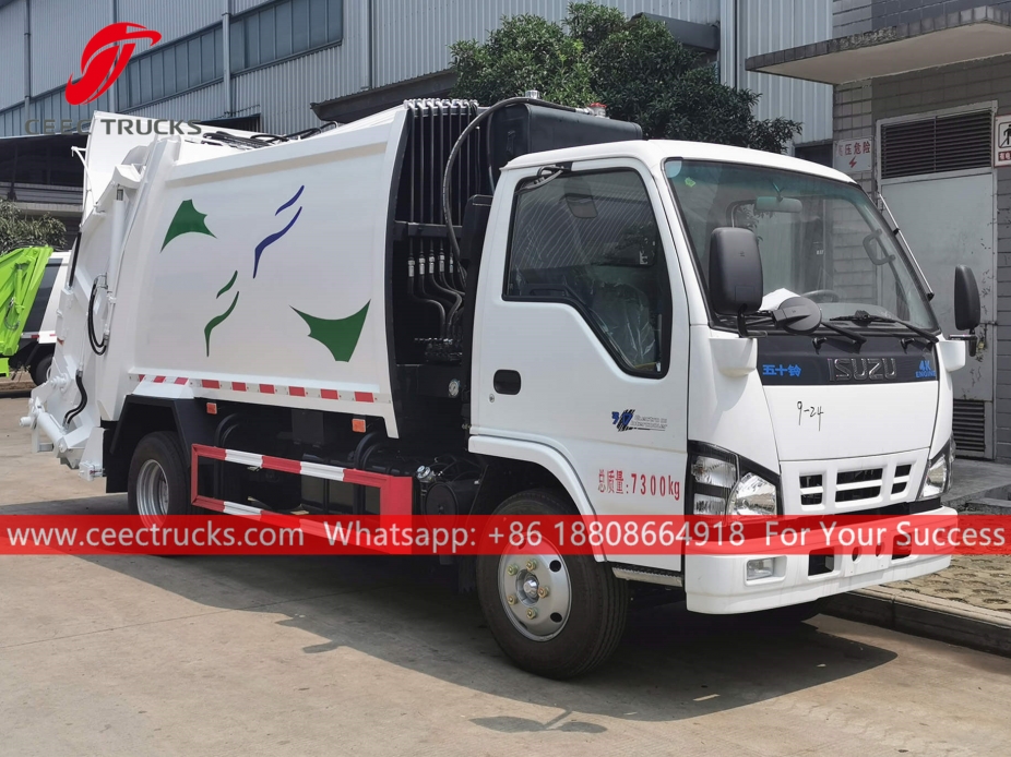 ISUZU 6CBM Truk sampah muatan belakang