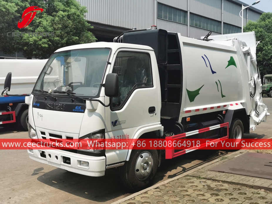 ISUZU 6CBM Truk sampah muatan belakang