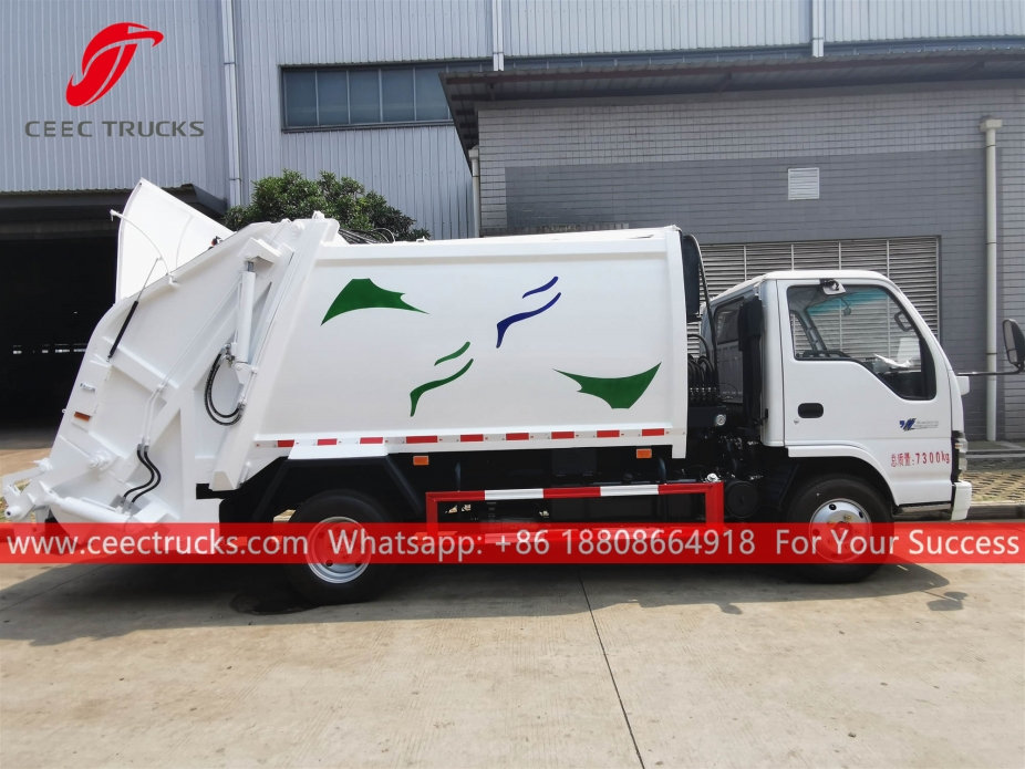 ISUZU 6CBM Truk sampah muatan belakang