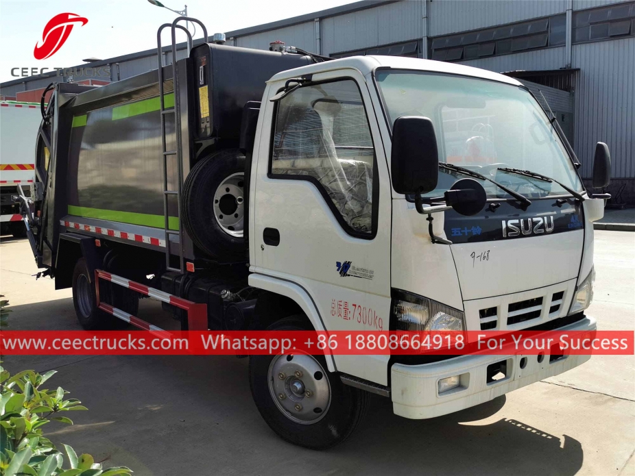 Truk pemadat limbah ISUZU 6CBM