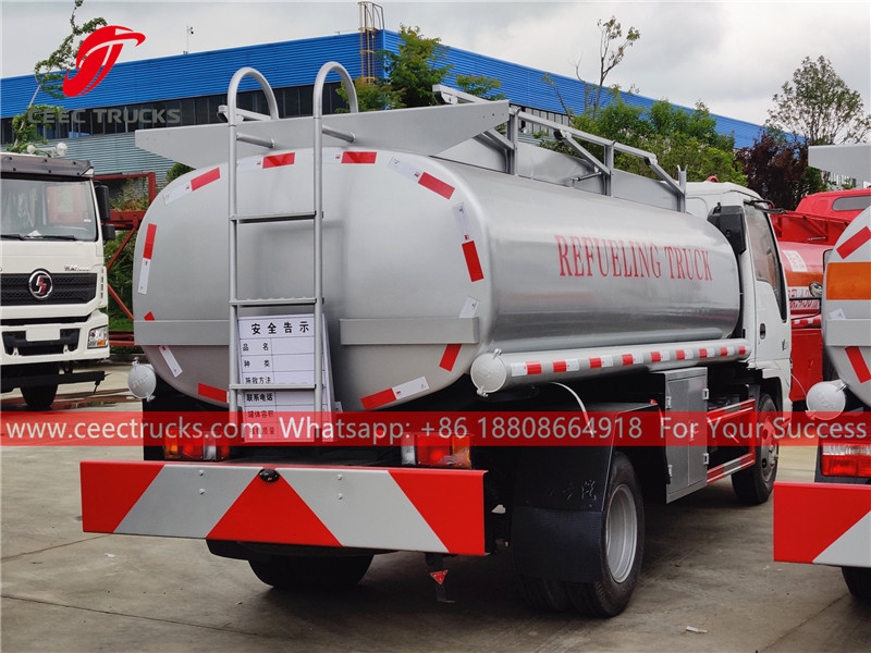 ISUZU 5,000 liters refueling truck