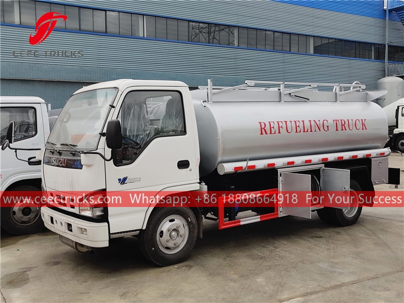 ISUZU 5,000 liters refueling truck