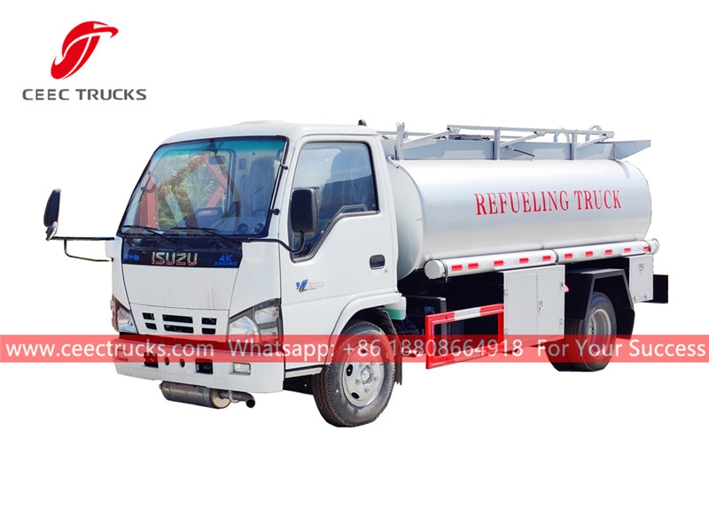 ISUZU 5,000 liters refueling truck