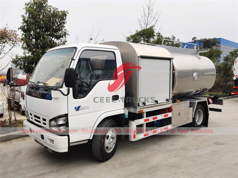 ISUZU 4000 liters aircraft refueling truck