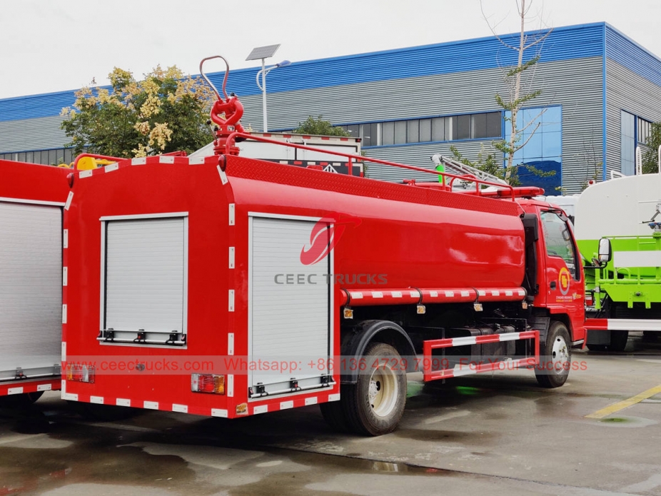 ISUZU 6 wheeler fire water bowser