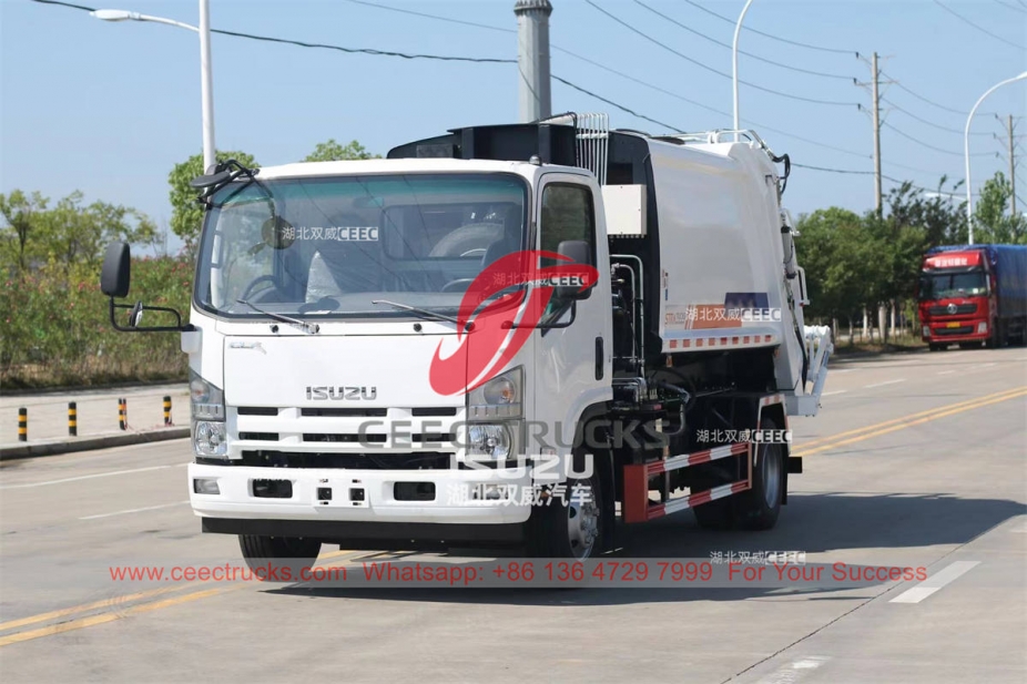 ISUZU ELF 700P hook loader mounted garbage compactor