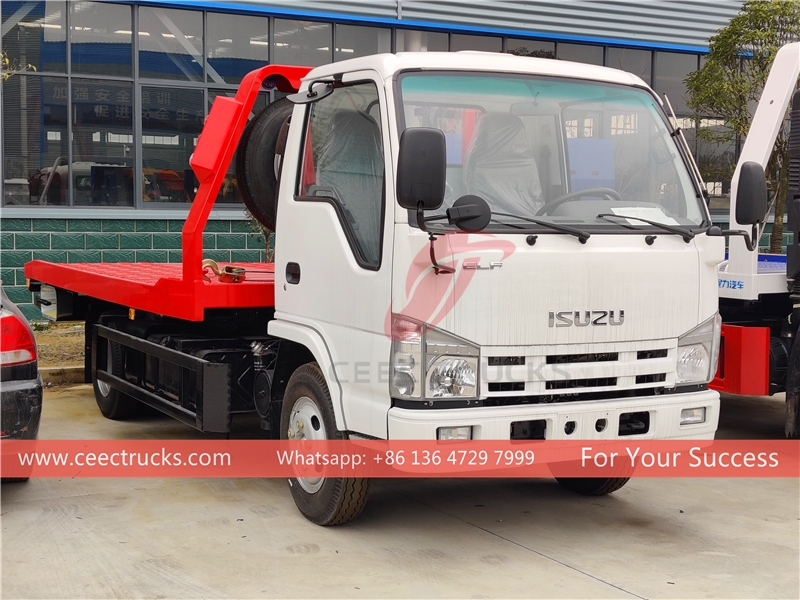 Truk perusak ISUZU NQR