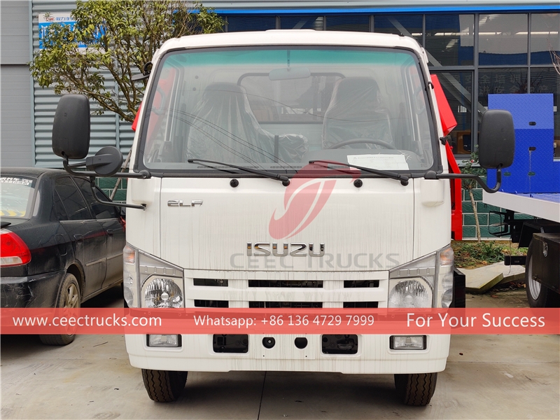 Truk perusak ISUZU NQR