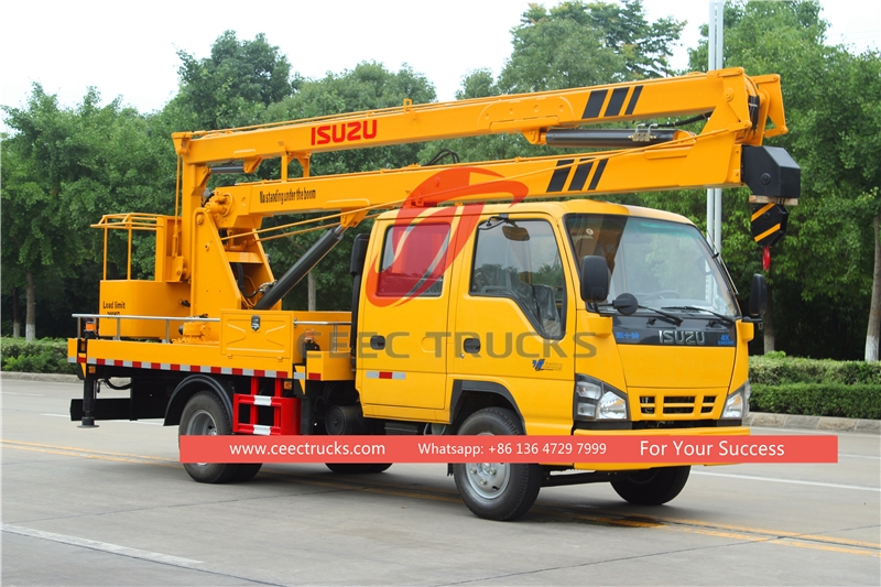 Truk platform udara ISUZU 18 meter