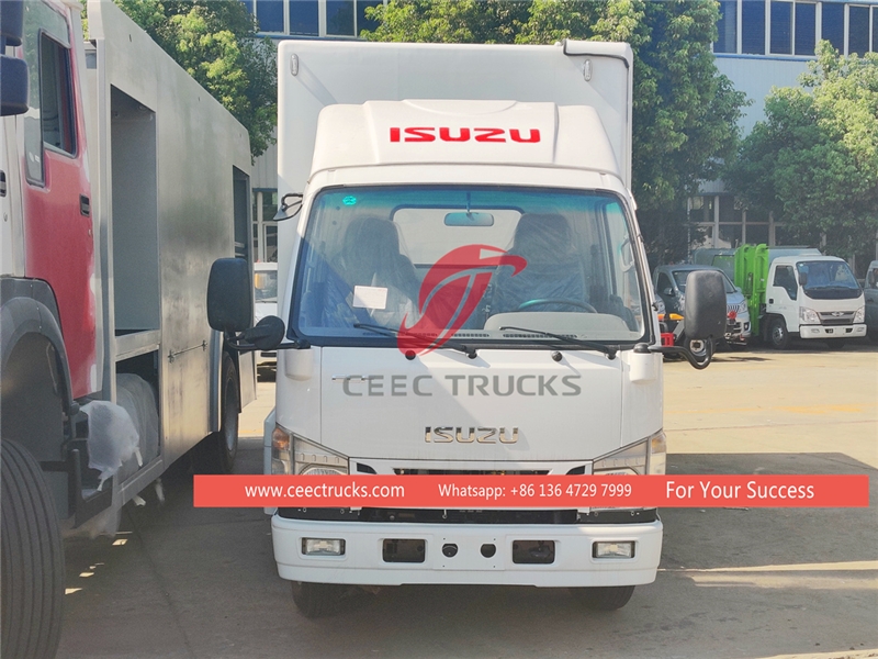 ISUZU 100P 4*2 menggerakkan Truk Panggung Bergerak