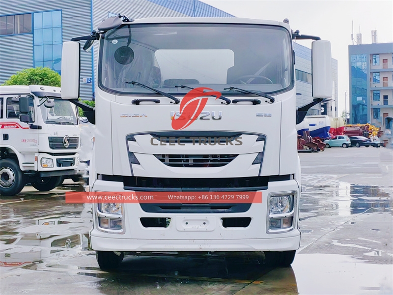 Truk anti debu ISUZU GIGA efisiensi tinggi dengan kapasitas besar 16CBM