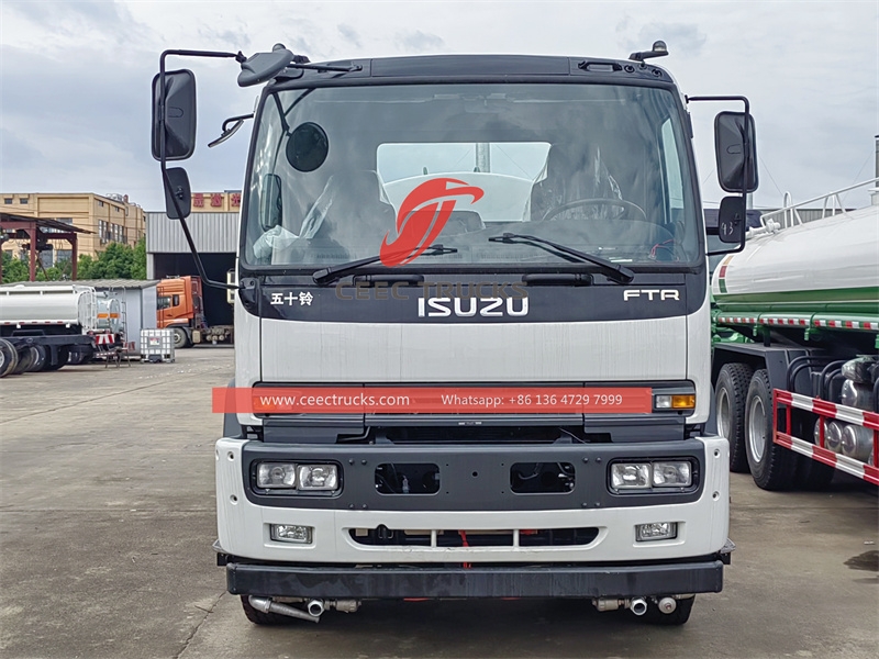 Truk tangki air ISUZU FTR 12.000L ke Vietnam