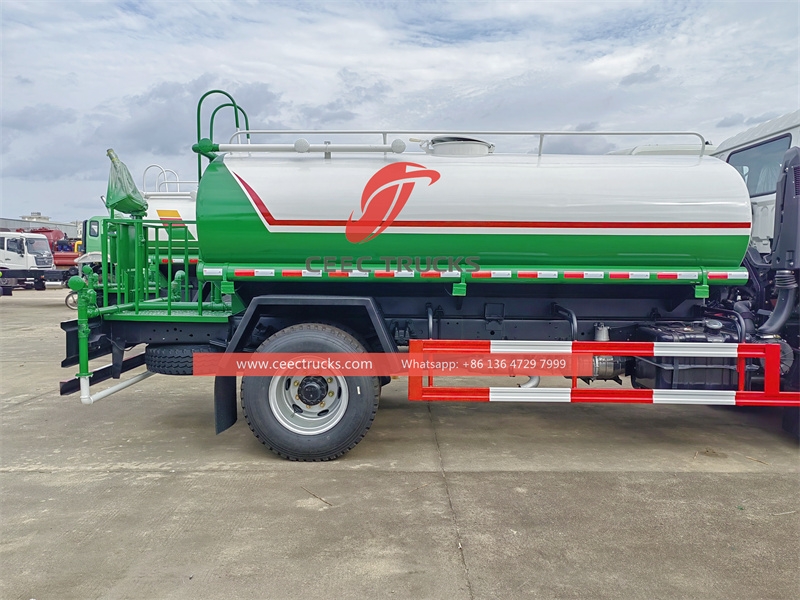 Truk tangki air ISUZU FTR 12.000L ke Vietnam