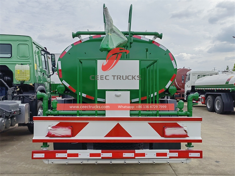 Truk tangki air ISUZU FTR 12.000L ke Vietnam