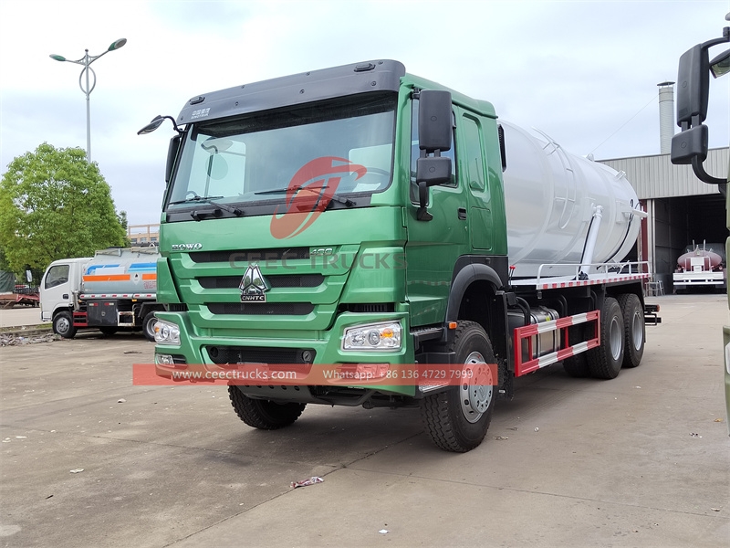 SINOTRUK 20m3 Vacuum Sewage Suction trucks with factory direct sale