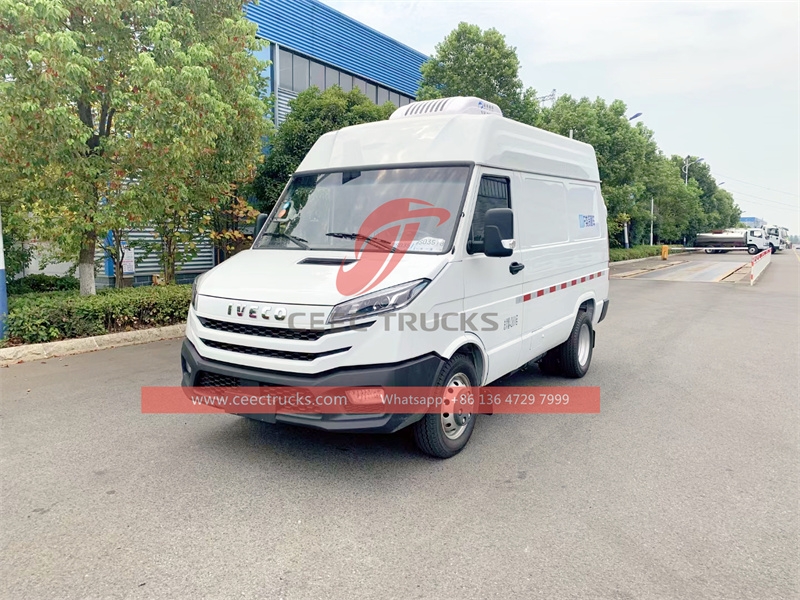 IVECO 4x4 mini freezer truck with factory direct sale