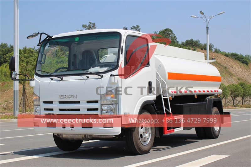 ISUZU NPR oil tanker truck made in China