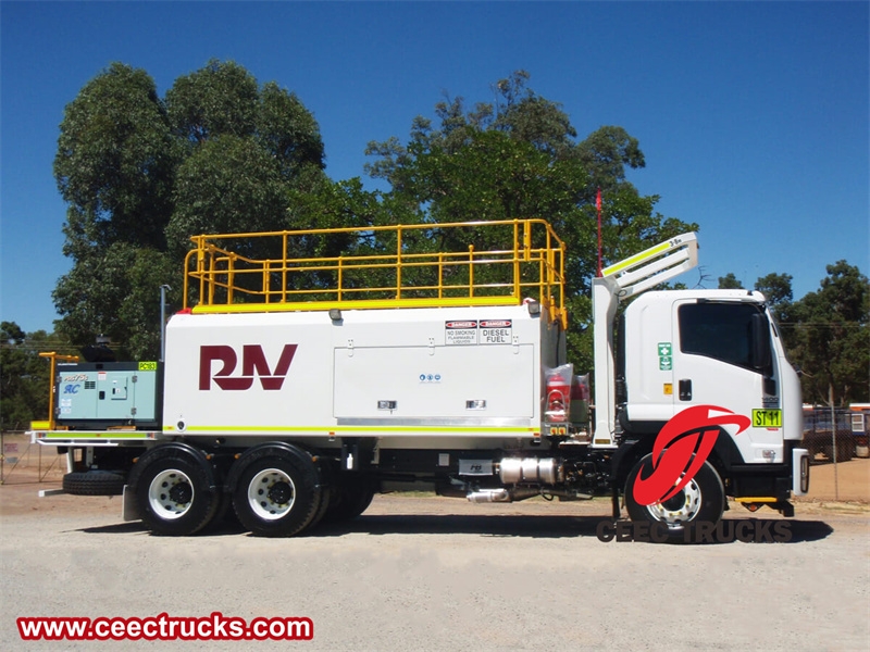 Japan Isuzu Lubrication Service Trucks