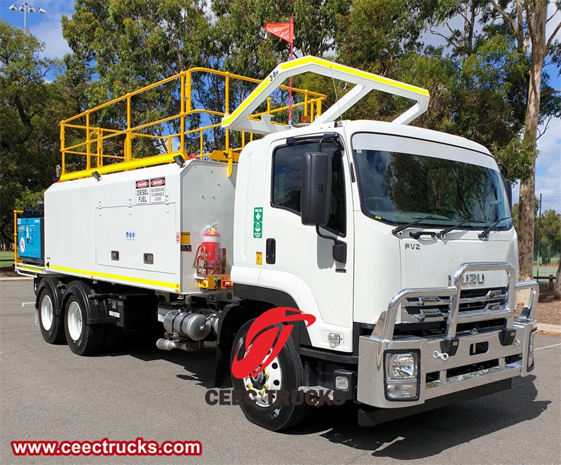 Japan Isuzu Lubrication Service Trucks