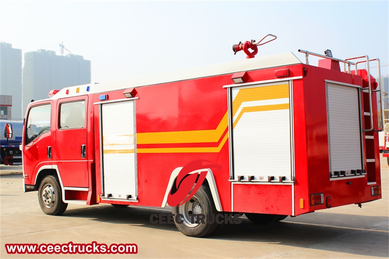 Isuzu 700P water fire fighting truck