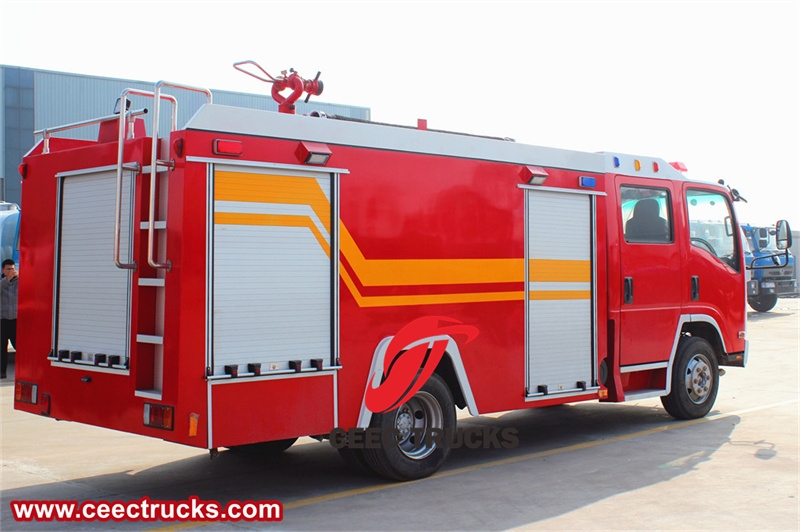 Isuzu 700P water fire fighting truck