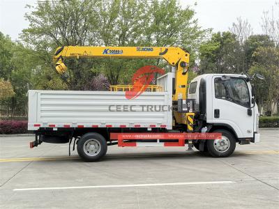 Isuzu NPR 190hp boom crane truck