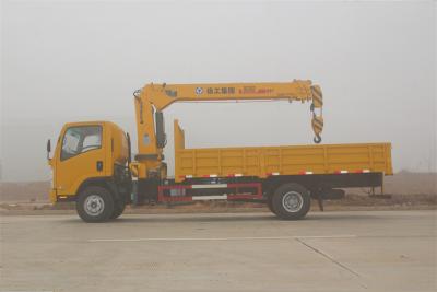 Isuzu mobile truck with 6.3 tons telescopic crane