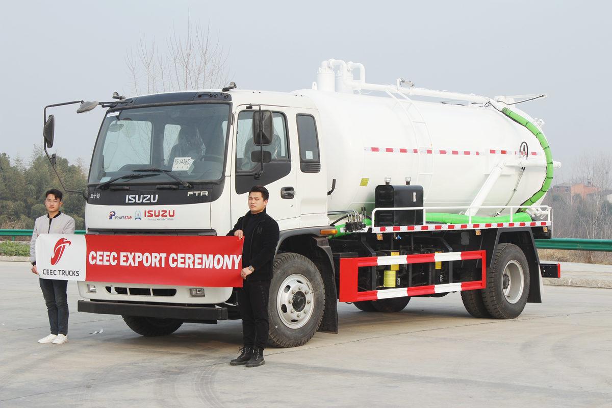 ISUZU FTR 12000 liter truk tangki limbah vakum dengan harga terbaik