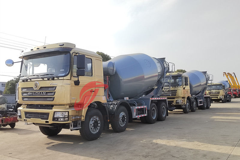 Truk pengaduk beton Shacman 380hp F3000 8x4