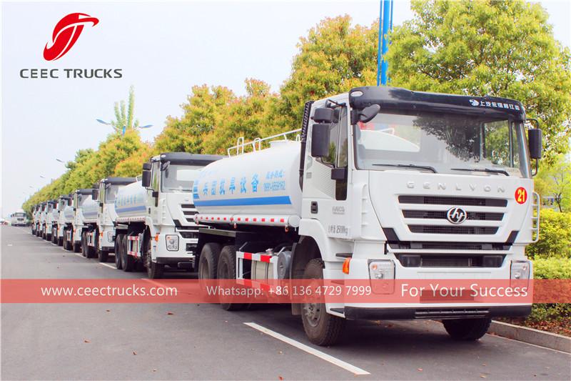 Cina- 50 unit truk tangki air IVECO untuk pemerintah Xinjiang.