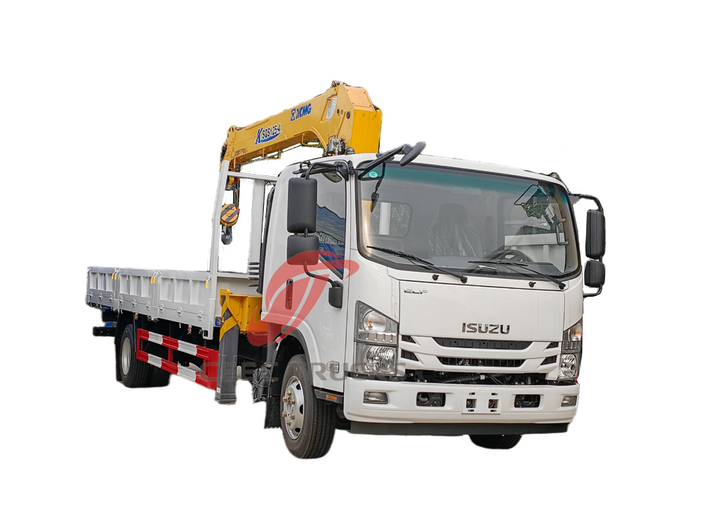 Truk derek boom Isuzu NPR 5T